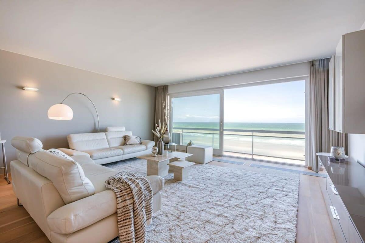 Huswell - Apartment With Stunning Sea View In Middelkerke Luaran gambar