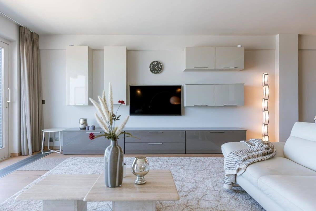 Huswell - Apartment With Stunning Sea View In Middelkerke Luaran gambar